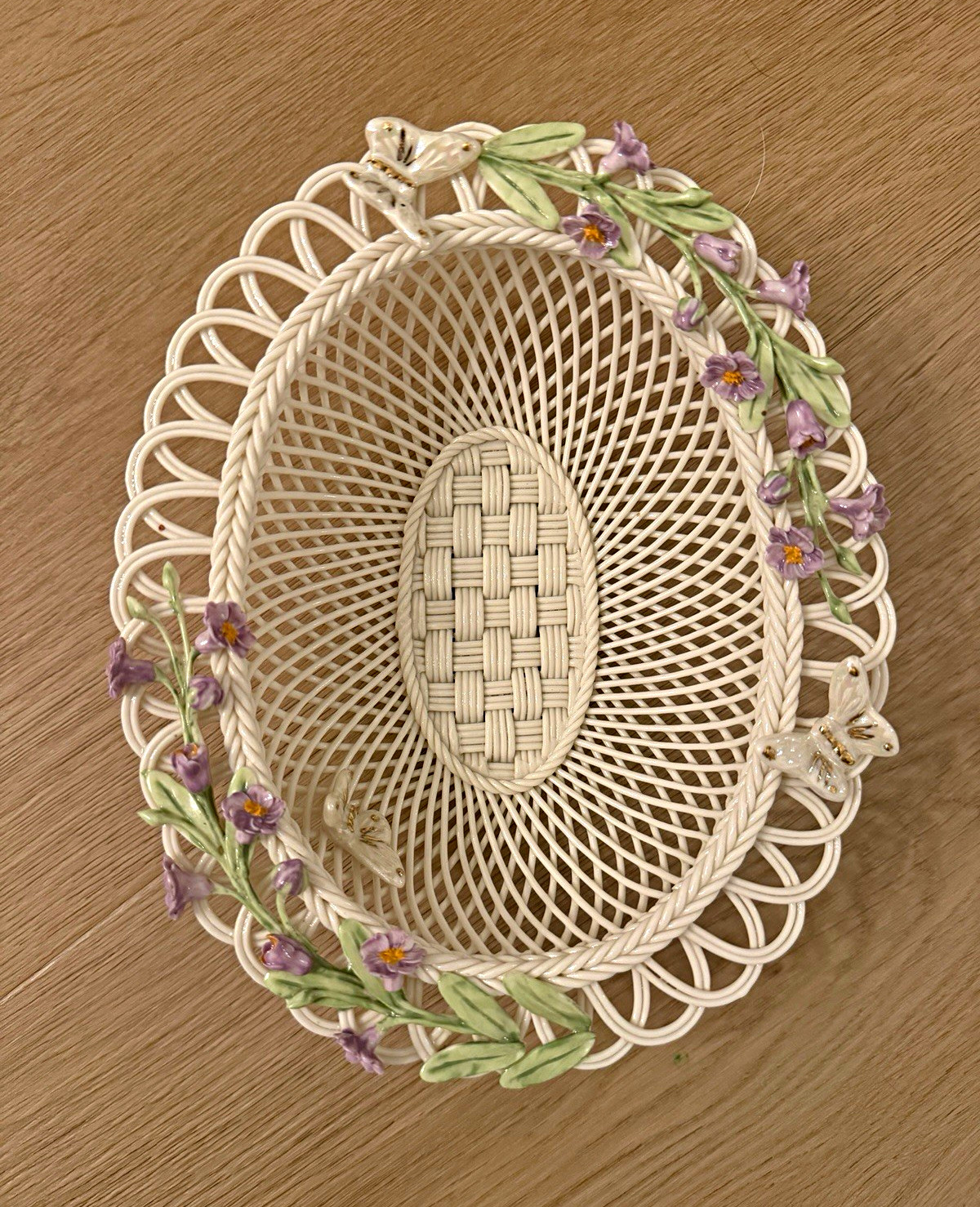 Belleek 2026 Annual Irish Flax Basket Porcelain Flowers Butterflies Ireland 4792