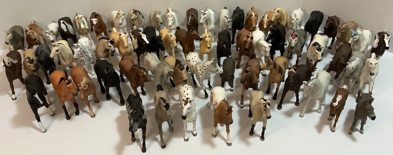 HUGE SCHLEICH HORSE LOT VINTAGE RETIRED MIXED BREEDS LOT OF 64