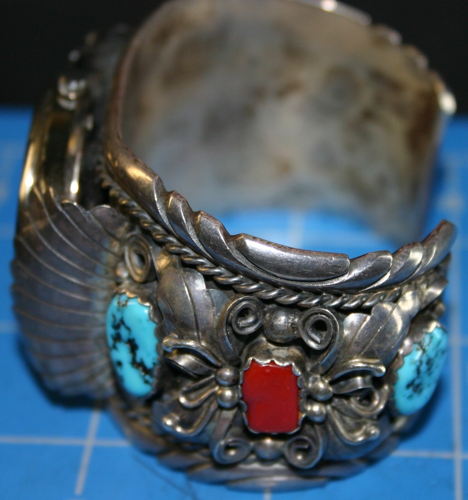 VINTAGE STERLING VICTOR CHEE NAVAJO BLUE TURQUOISE & RED CORAL MEN\'S WATCH CUFF