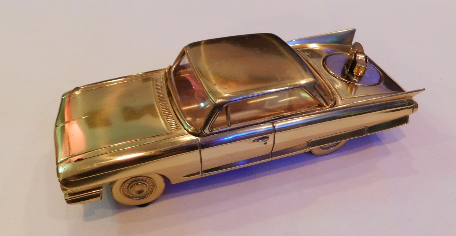 1961 MCM Cadillac Cigarette Lighter and Holder by Windsor - See Video
