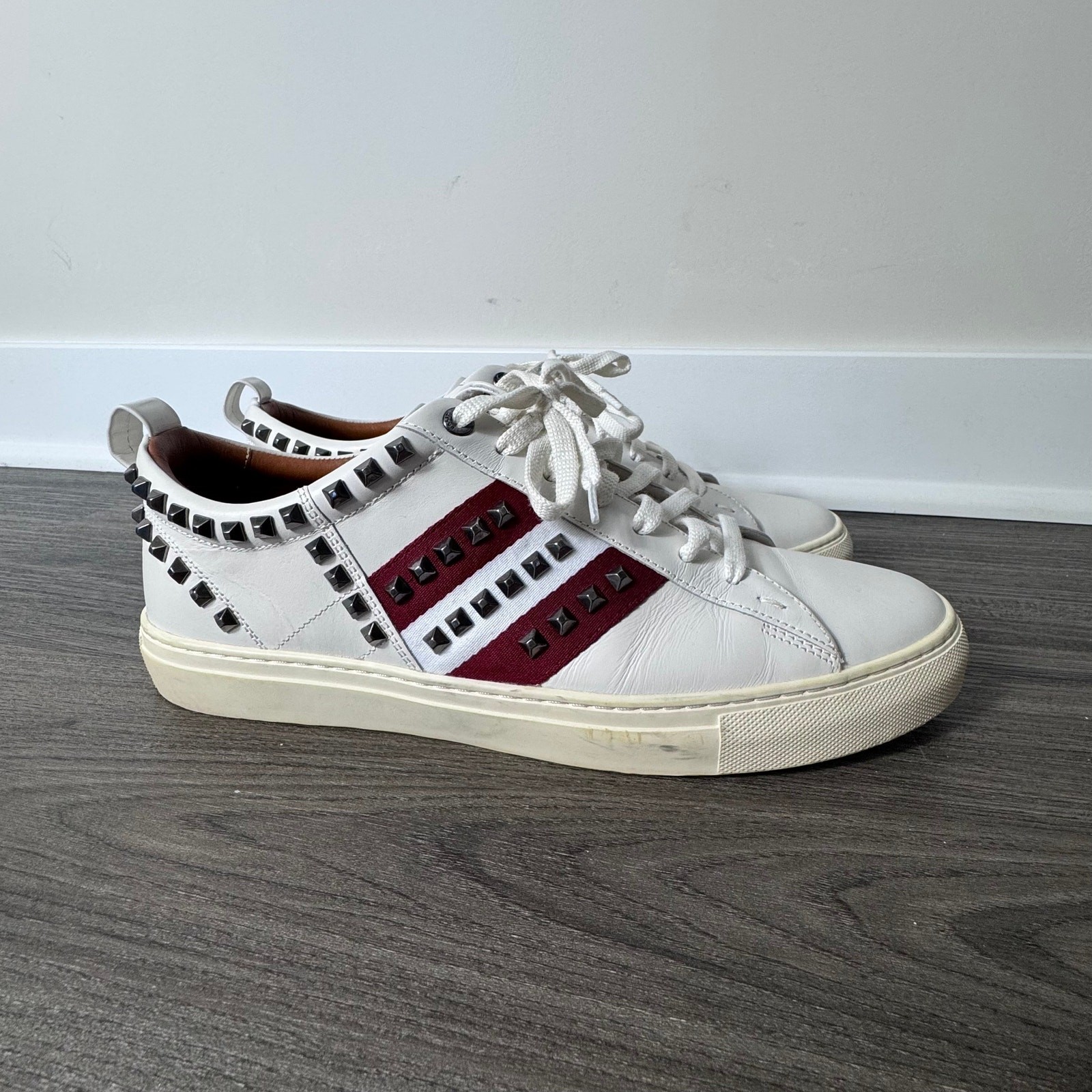 Bally Helvio White Leather Red Side Stripe Gunmetal Pyramid Stud Sneakers 11 D