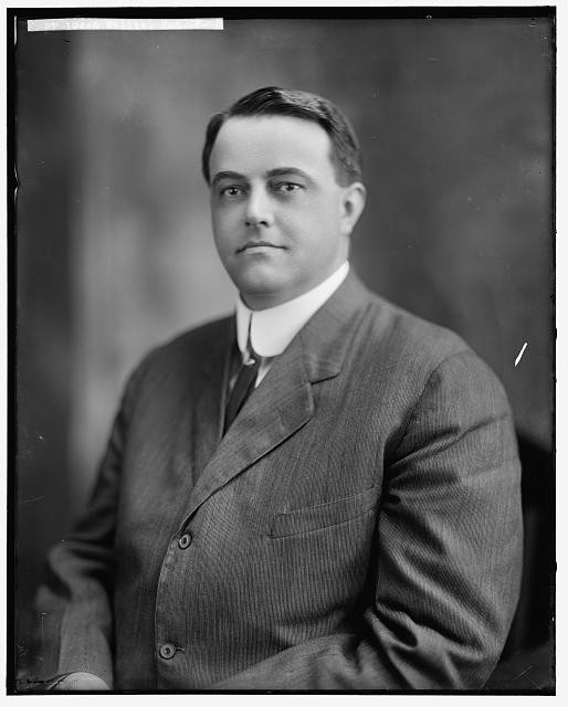 Photo:Willis F.B. Honorable Portrait 1910s Studio Photograph
