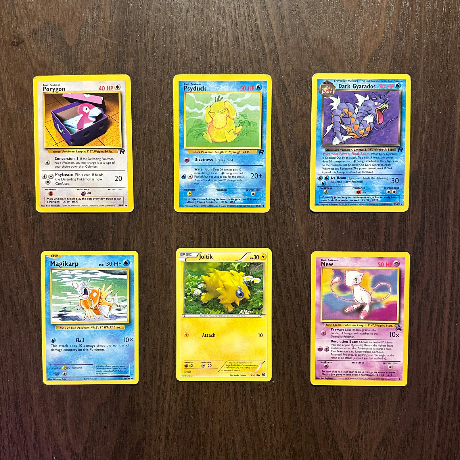 Pokemon TCG lot of 6 cards (2000) - Team Rocket, Dark Gyarados, Mew #8