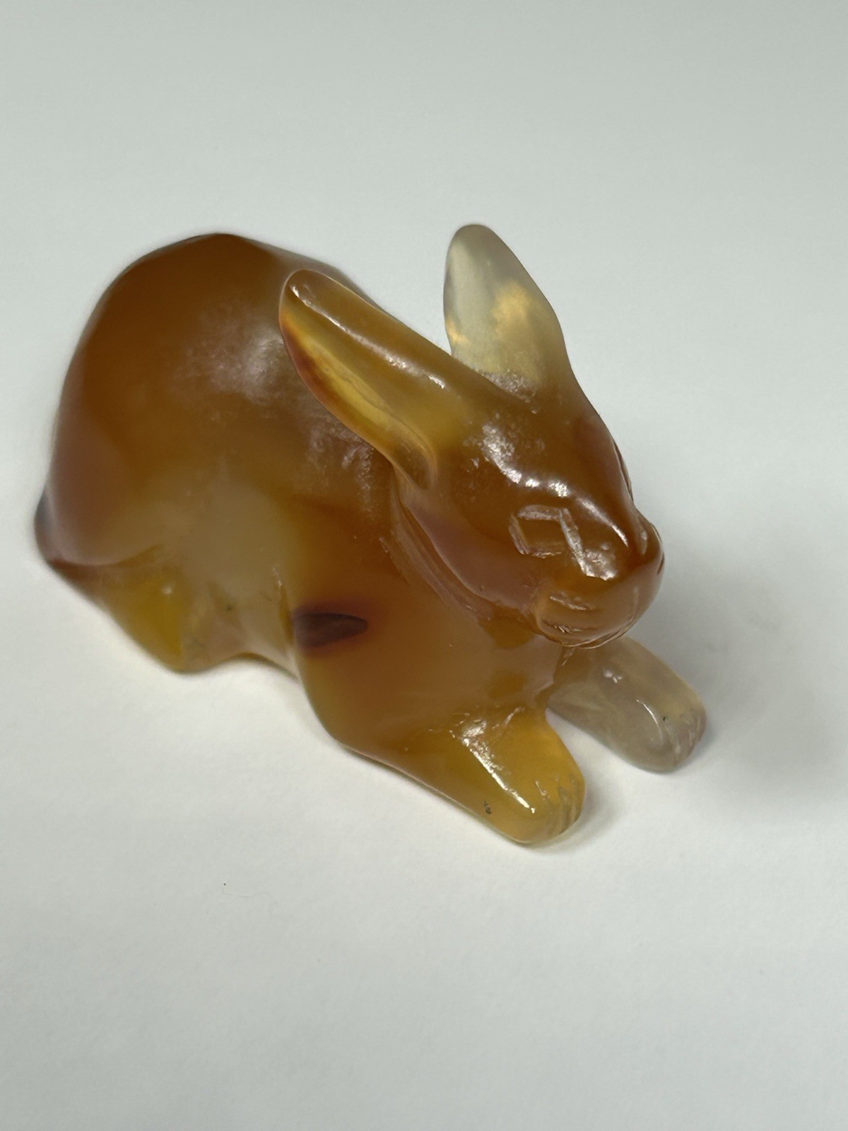 Antique-Style Hand-Carved Carnelian Agate Rabbit Figurine