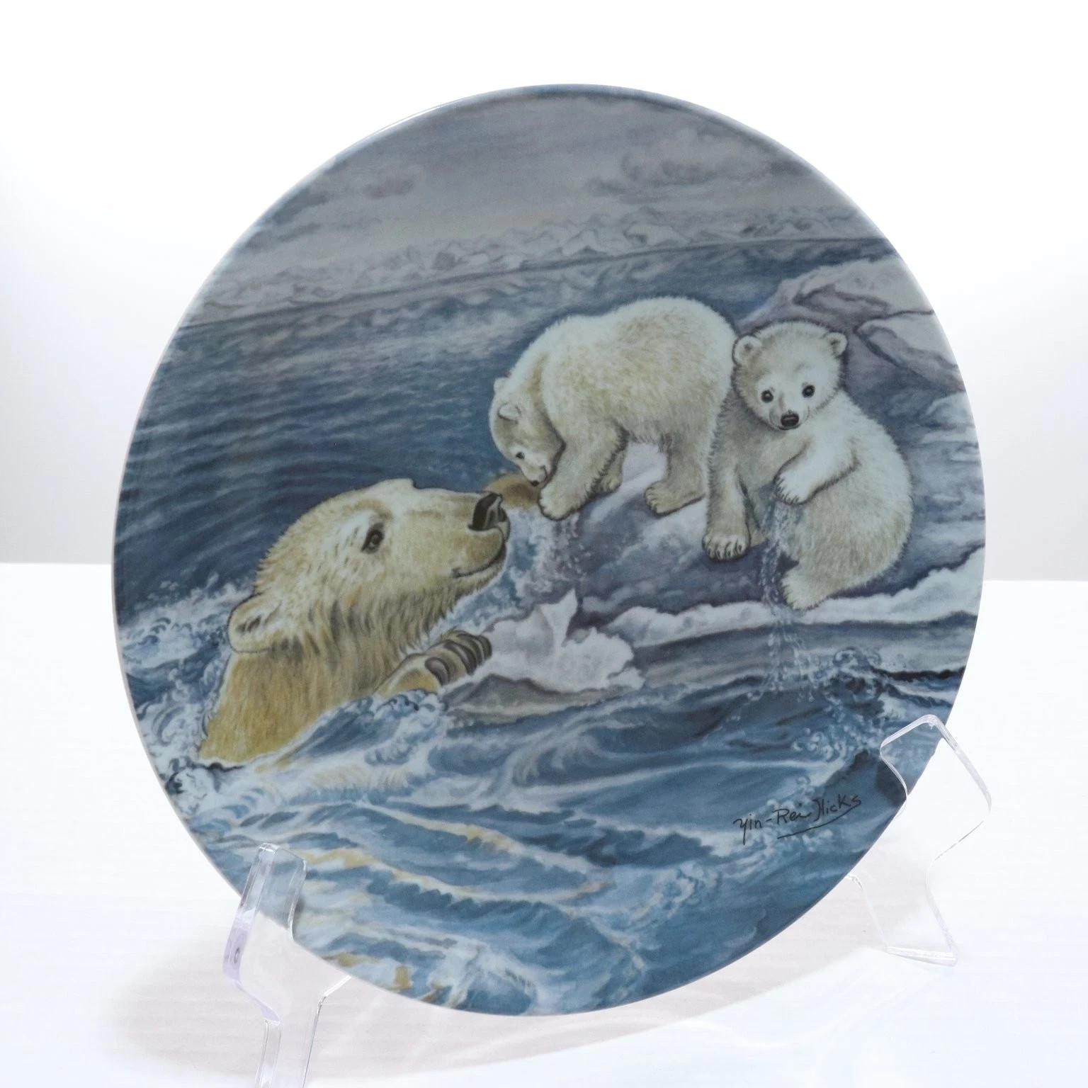 Knowles Signs of Love A Tender Coaxing Plate by Yin-Rei Hicks 8.5\