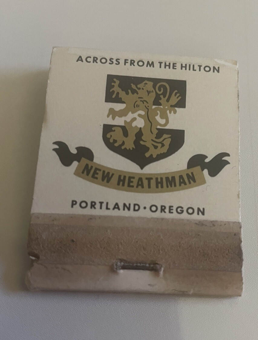 1960’s New Heathman Hotel/ Le Cave Portland , OR Matchbook Full Unstruck