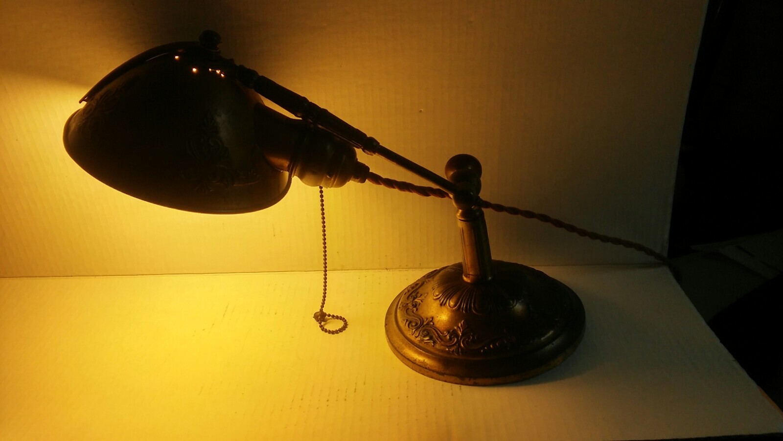 * RARE*ANTIQUE LYHNE INDUSTRIAL DESK LAMP-LOOK 
