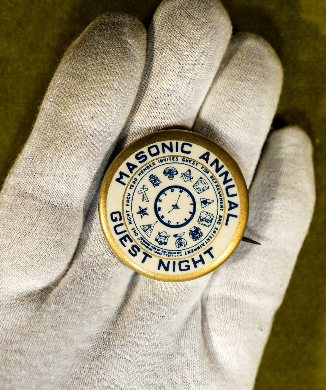 Vintage 1950s-1960s Celluloid Pinback Button • MASONIC ANNUAL GUEST NIGHT • EUC