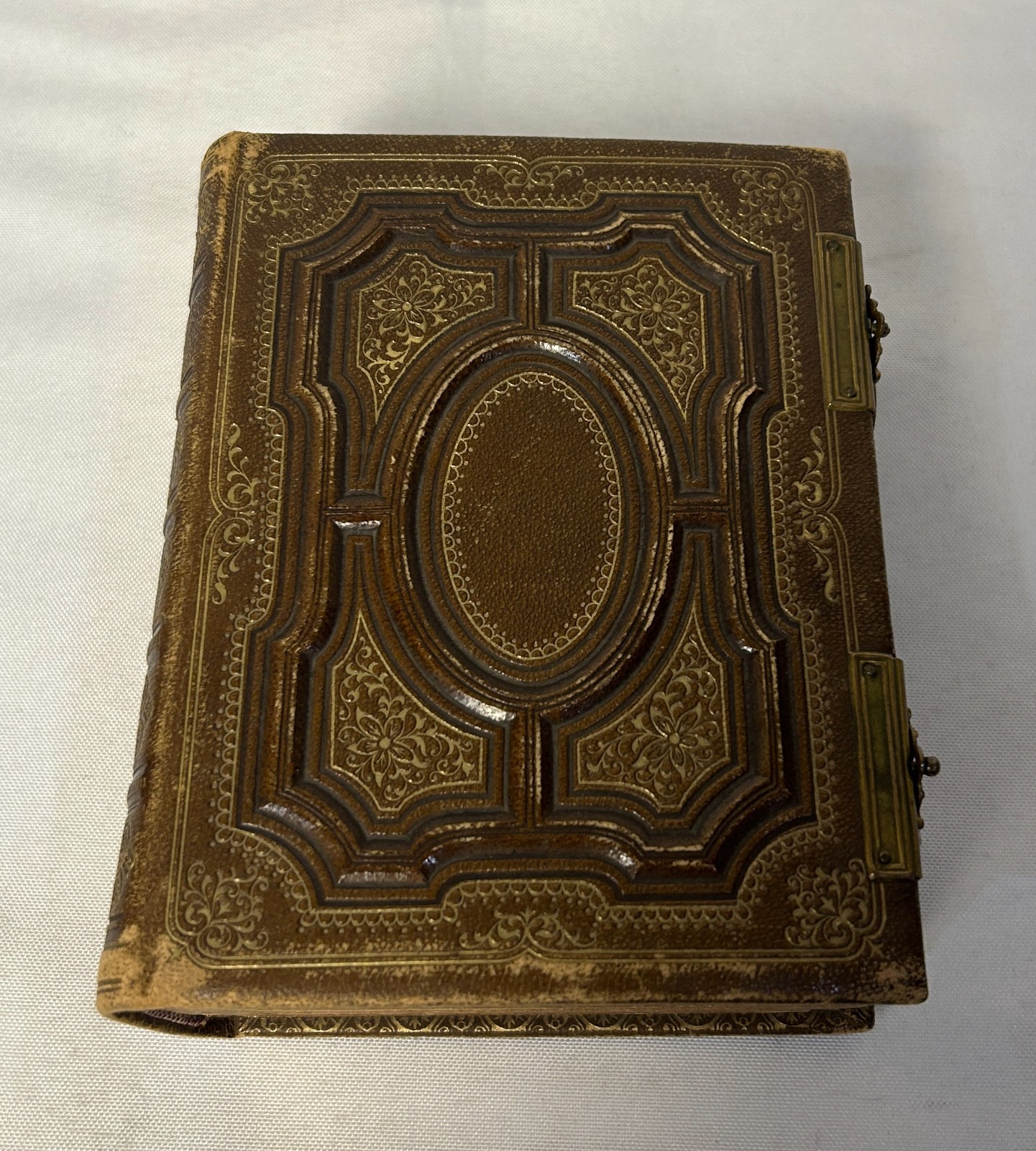 Victorian Leather Photo Album 5 Tintypes Rochester Syracuse NY Photographers CDV
