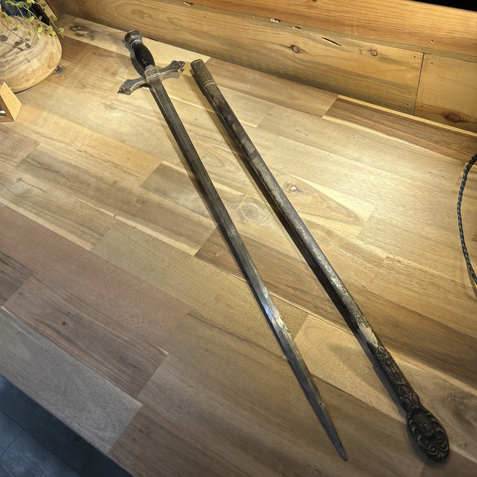Late 1800s  First Generation “Knights Of Columbus “”Flying Eagle” Pommel  Sword