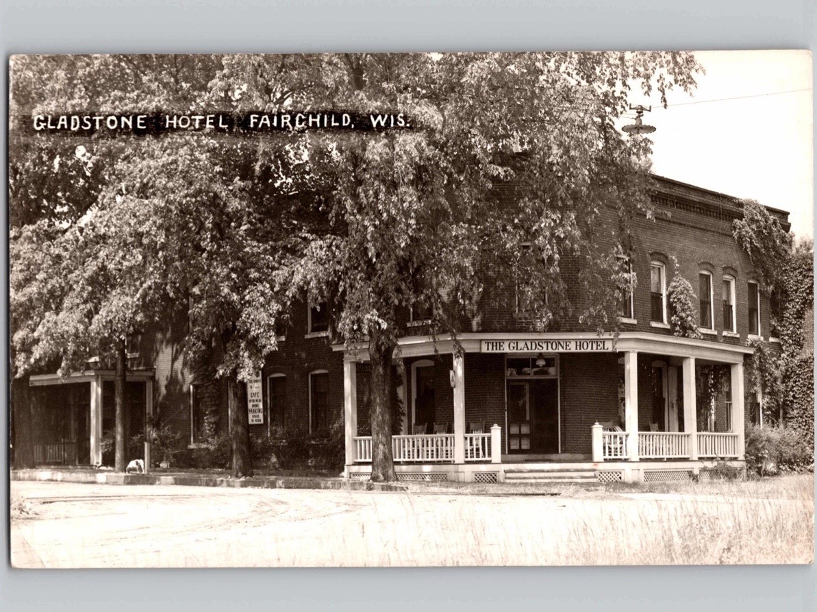 c1930 Gladstone Hotel Exterior Fairchild Wisconsin WI RPPC Real Photo Postcard