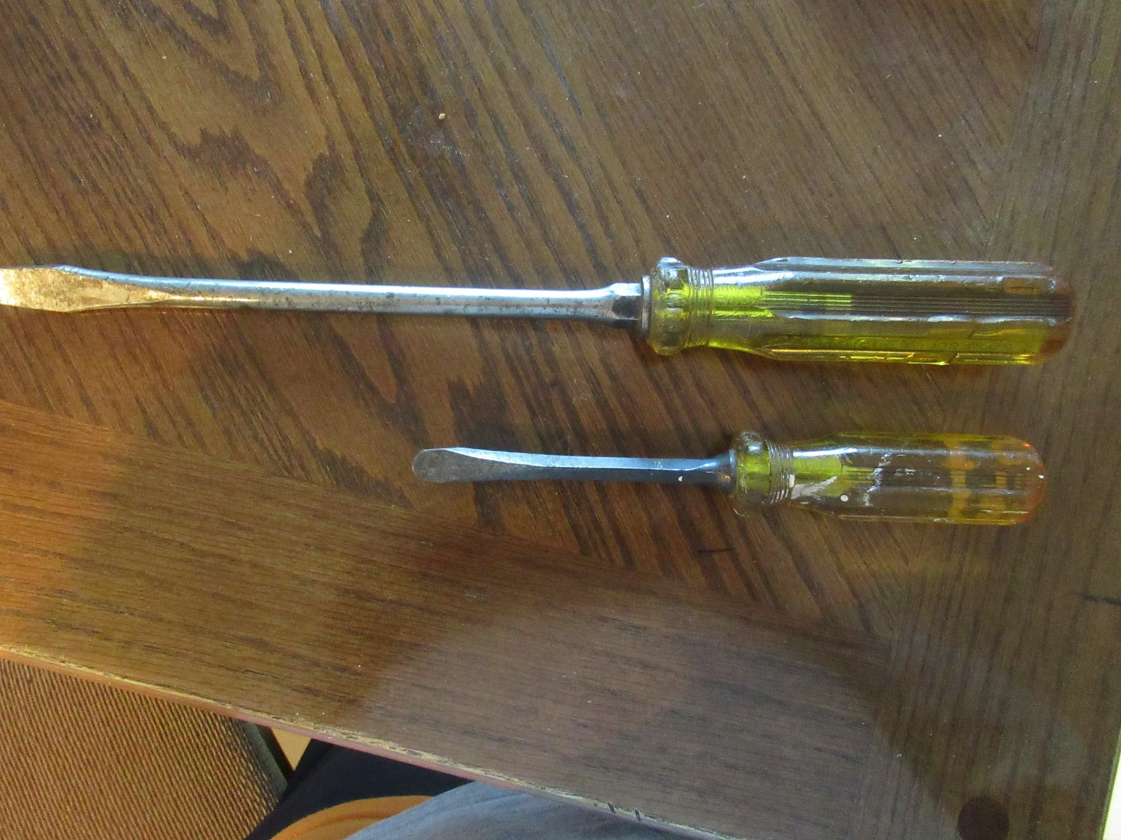Vtg. Stanley 100 plus Screwdrivers-Set of 2 USA Flat Phillips - Yellow Handled
