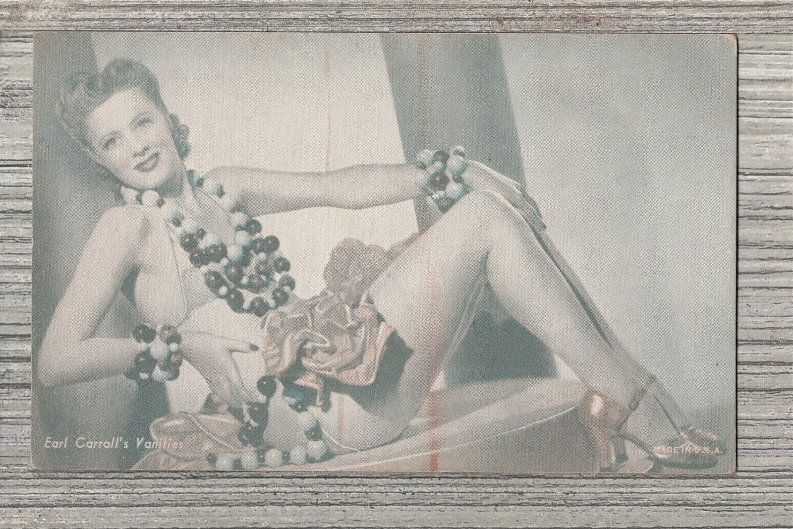 1940's Earl Carroll's Vanities Beautiful Women Pinup Card-9602