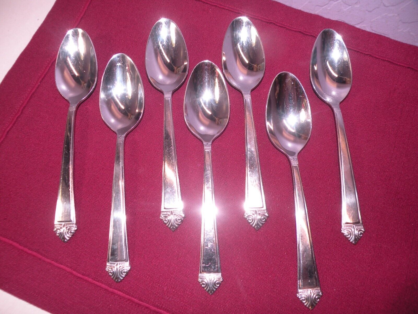 Set Of 7 Oneida Augusta Glossy stainless steel teaspoons 6 3/8 GF3