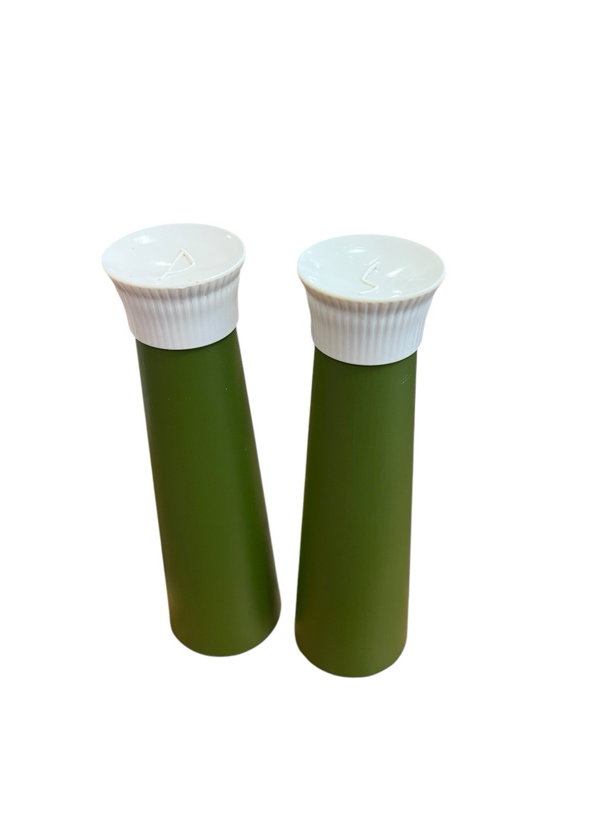 Vintage MCM Retro Green Plastic Salt And Pepper Shakers With Lids And Bottom