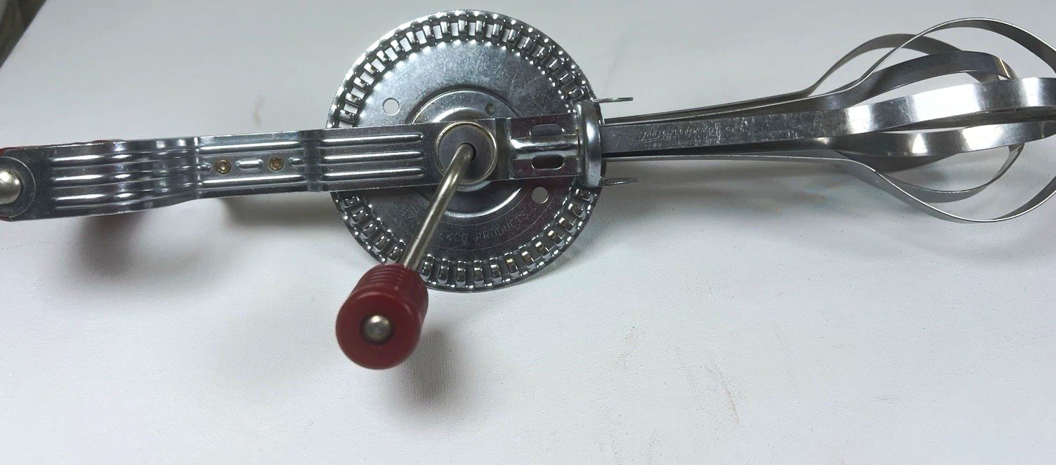 Vintage EKCO Egg Beater Hand Crank Mixer Red Handles Working Kitchen Utensil