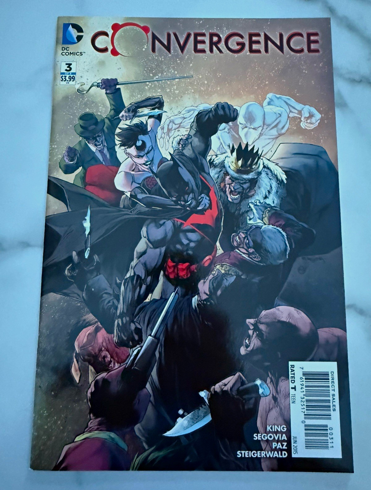 DC Comics Convergence #3 (2015) Batman Jeff King Stephen Segovia Cover DC Comics Convergence #3 (2015) Batman Jeff King Stephen Segovia Cover