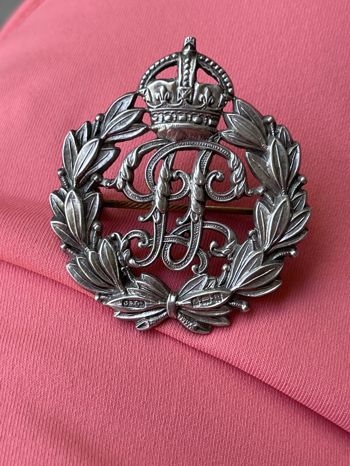 WW1 British INDIAN Imperial POLICE hat/cap BADGE Sterling Silver MINTY Obsolete