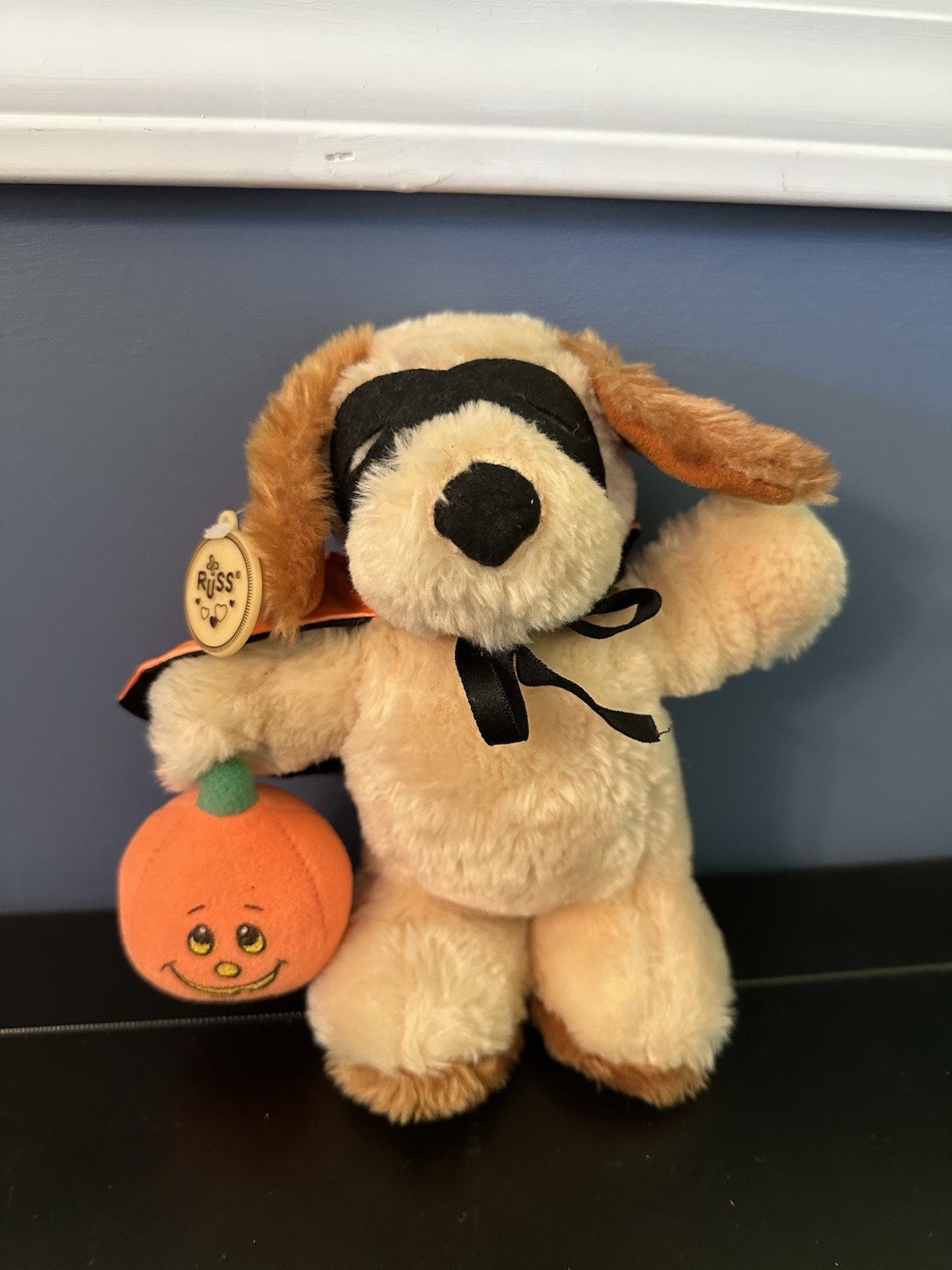 Vintage Russ Berrie Halloween Dog Plush Tricks Stuffed Animal Costume Mask Cape