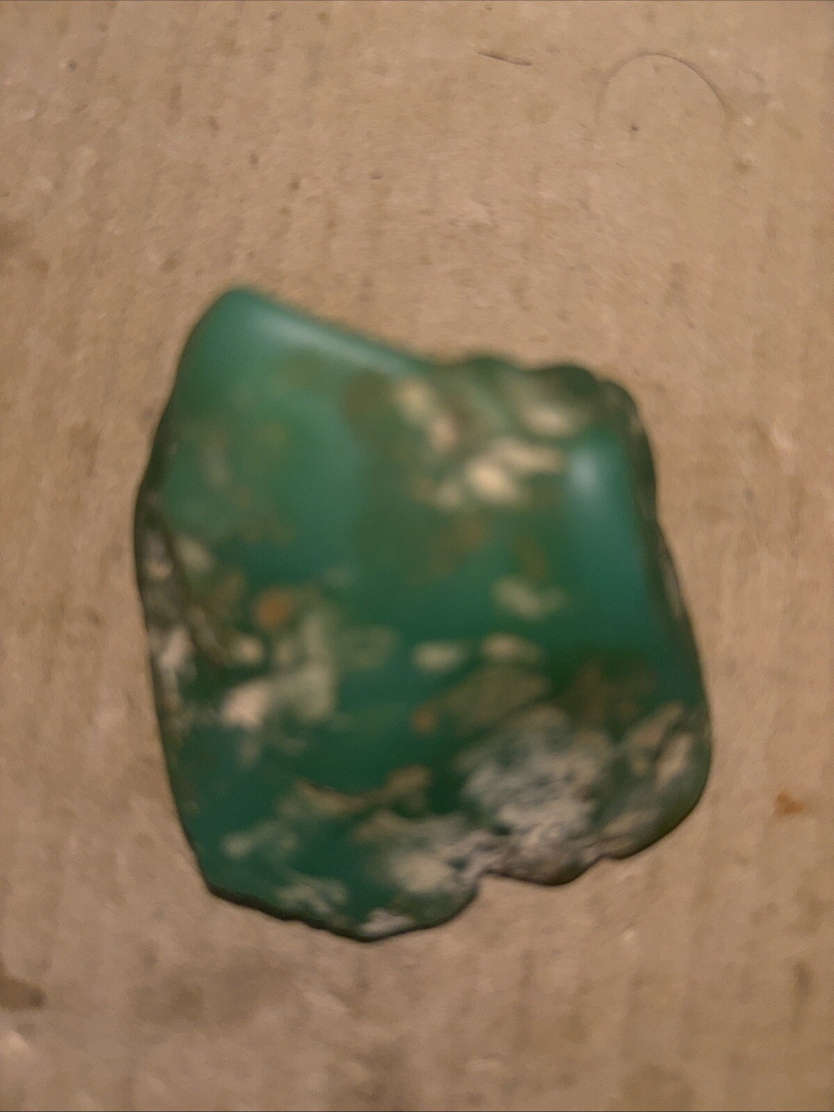 BEAUTIFUL HIGH GRADE AUSTRALIAN CHRYSOPRASE ROUGH (1) PIECE  140 g. OLD STOCK