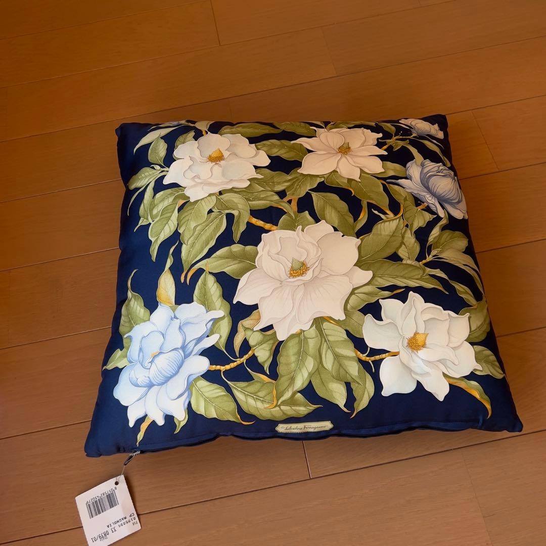 Ferragamo Home Cushion VHTF Designer Daily Use Popular Products Item Limited Edi