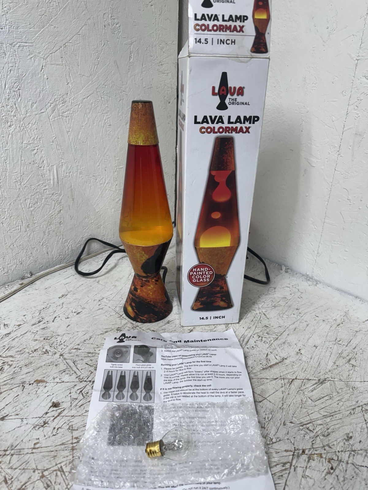 The Original Lava Lamp Colormax 14.5 Hand Painted Extra Bulb Pre Owned Working