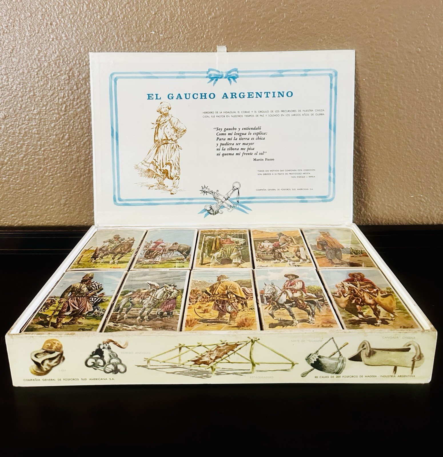 Vintage El Gaucho Argentino 20 Matchbox Presentation Set Enrique Rapela Rare