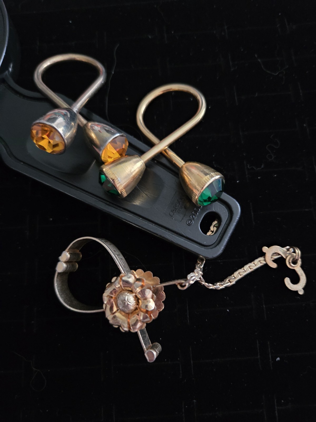 Vintage 70\'s Jeweled Key Ring Lot + Glove Clip Working