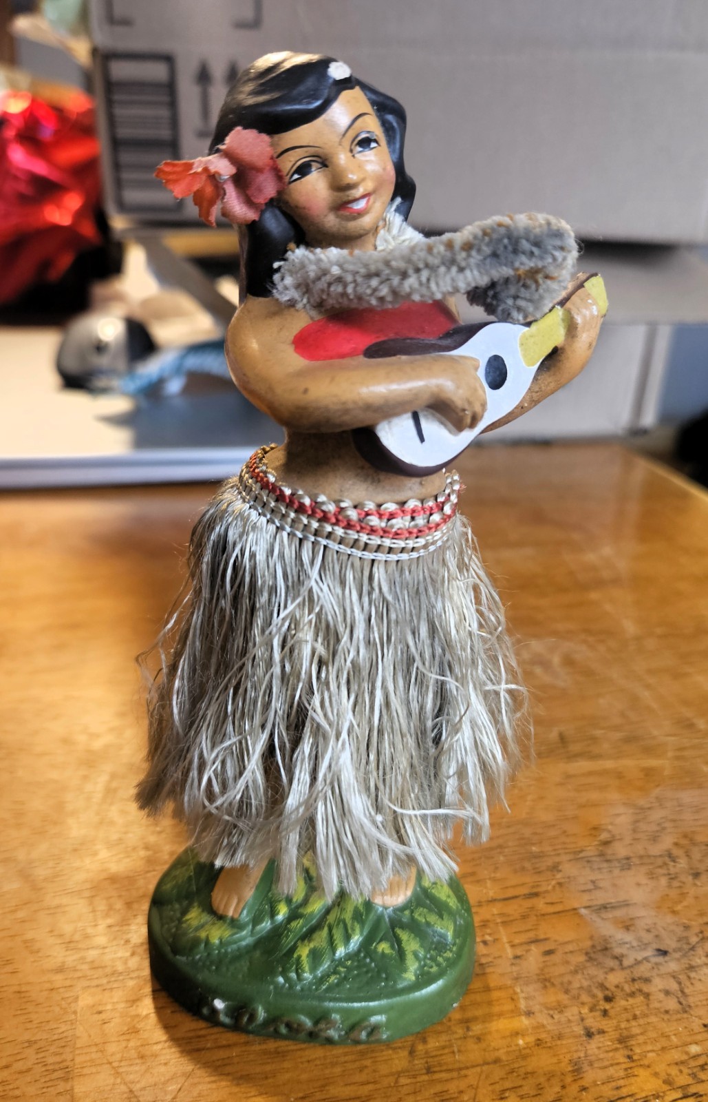 Vtg 50s Hawaiian Hula Girl Dashboard Nodder 7\