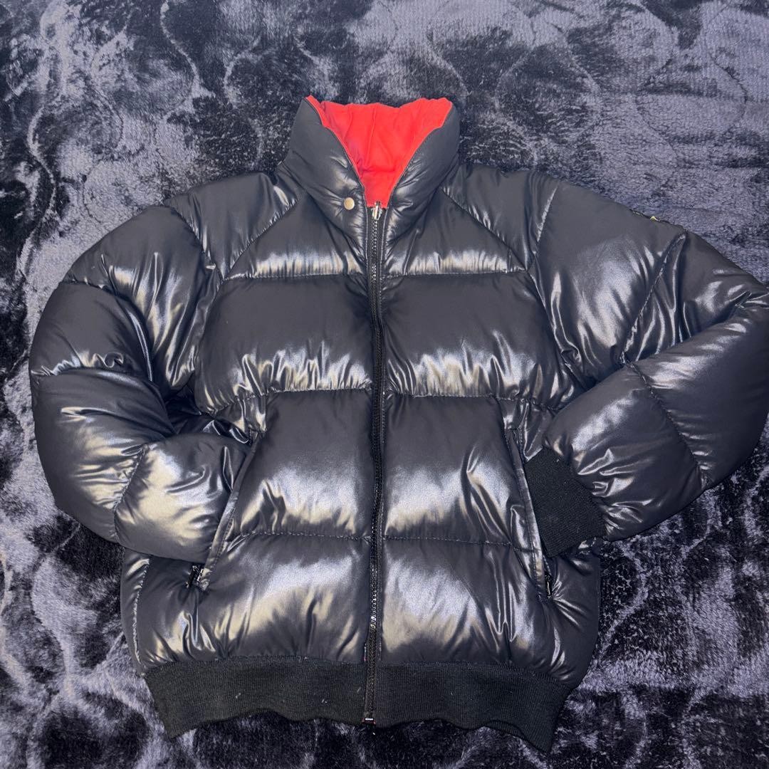 Moncler Black/Red Down Jacket Men\'s Jacket – Stylish, Cool, Warm – Popular Brand
