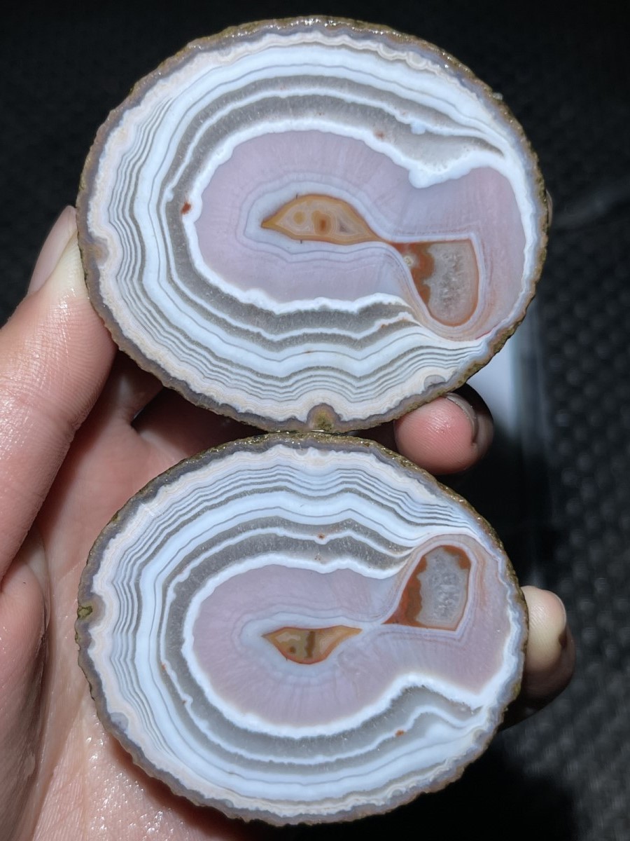 1pair pink China Natural Warring State Red Agate Quartz Crystal Specimen 158g 14
