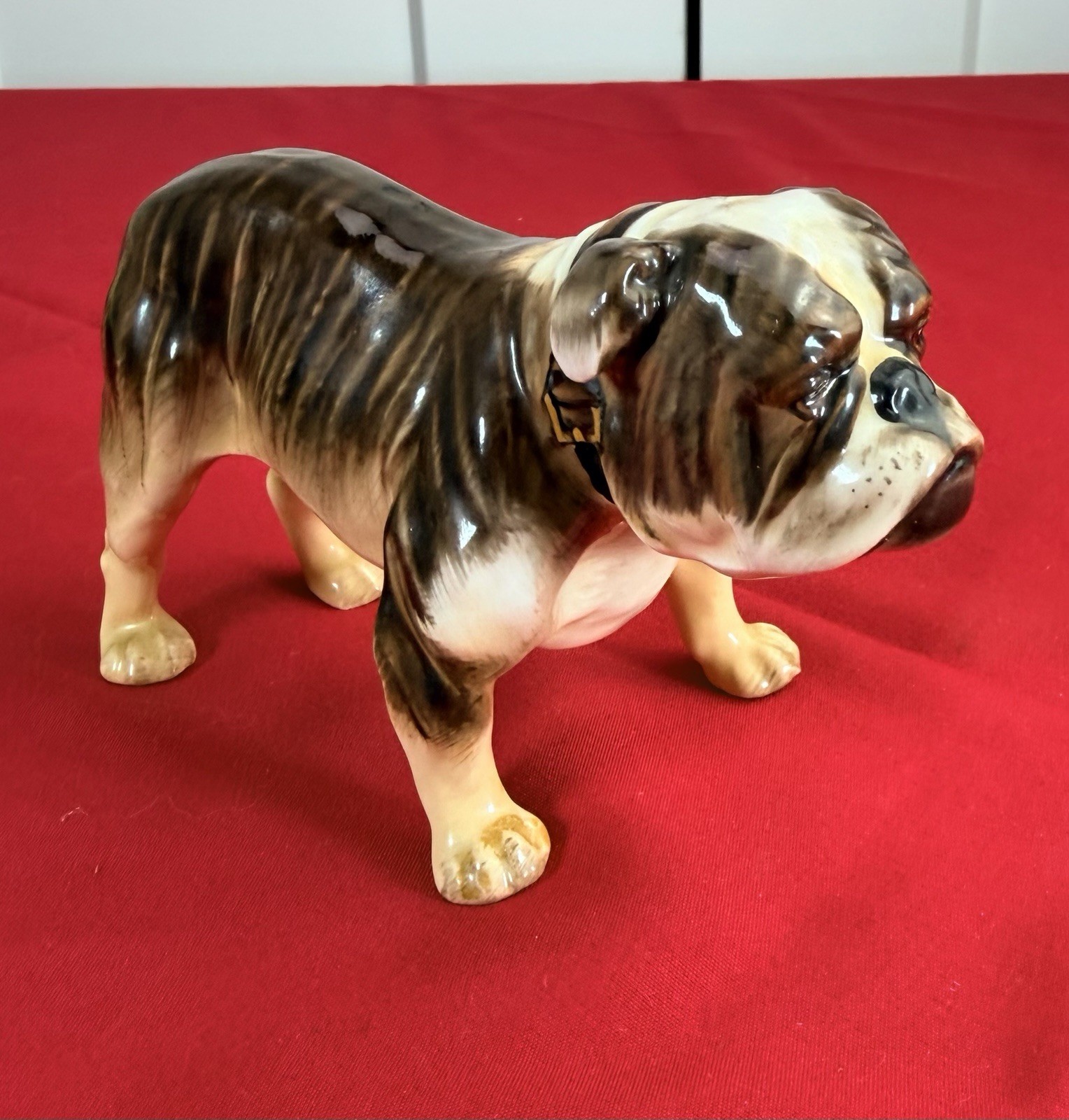 Vtg Royal Doulton English Bulldog HN 1047 Brindle Dog Figurine F Daws