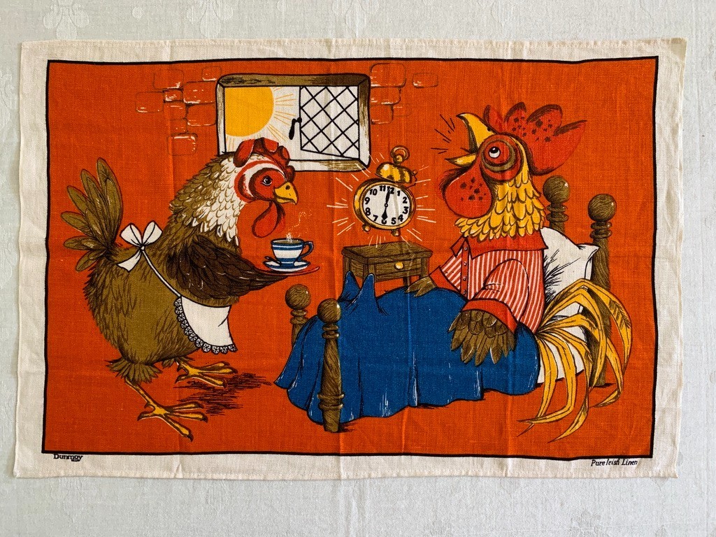 Vintage Tea Towel MCM Hen Rooster Coffee in Bed Anthropomorphic Dunmoy NOS