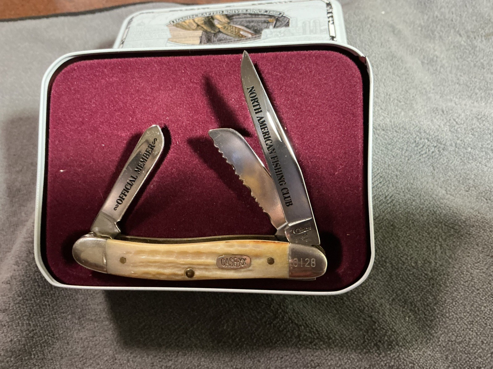 Vintage 1997 Case XX 6318 SS Bone Knife North American Fishing Club