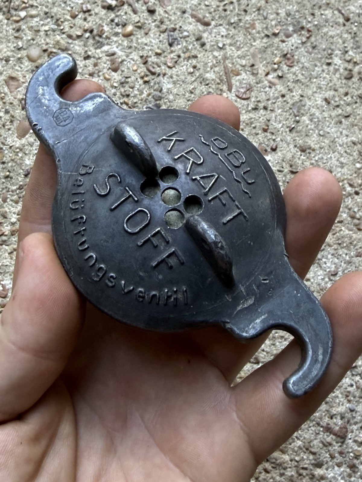 Rare Original German WW2 Luftwaffe Messerschmitt Bf109 Fuel Cap FW190 Fighter Rare Original German WW2 Luftwaffe Messerschmitt Bf109 Fuel Cap FW190 Fighter