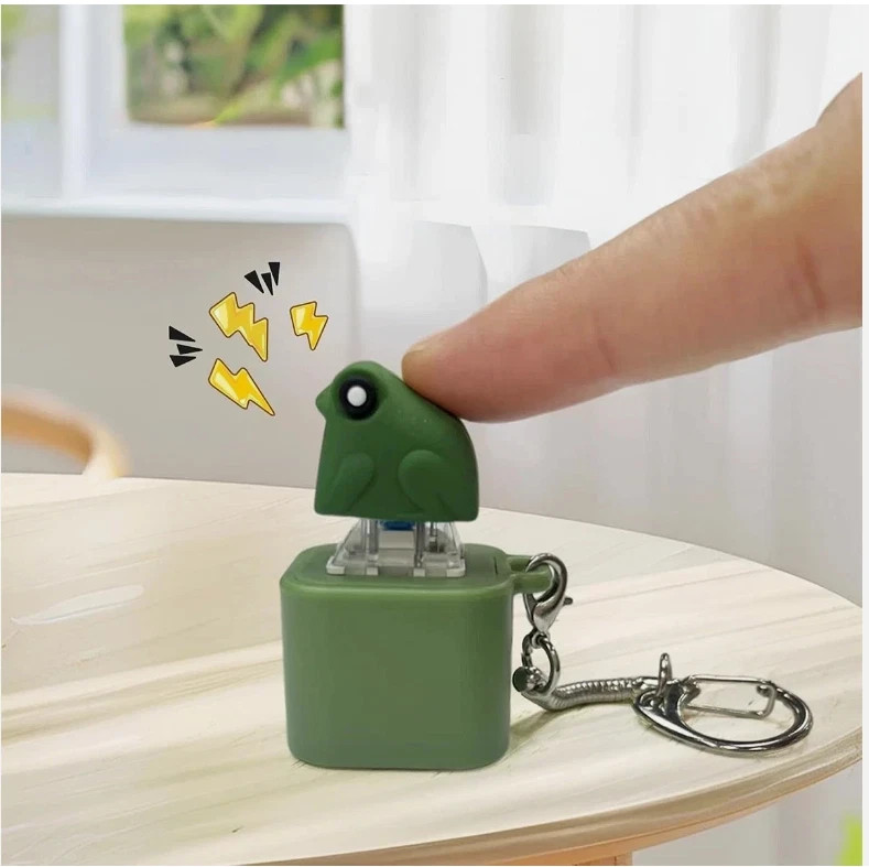 Frog Croaking Fidget Toy Adults Keyboard Clicker Frog Fidget Toys Fun Keychain**