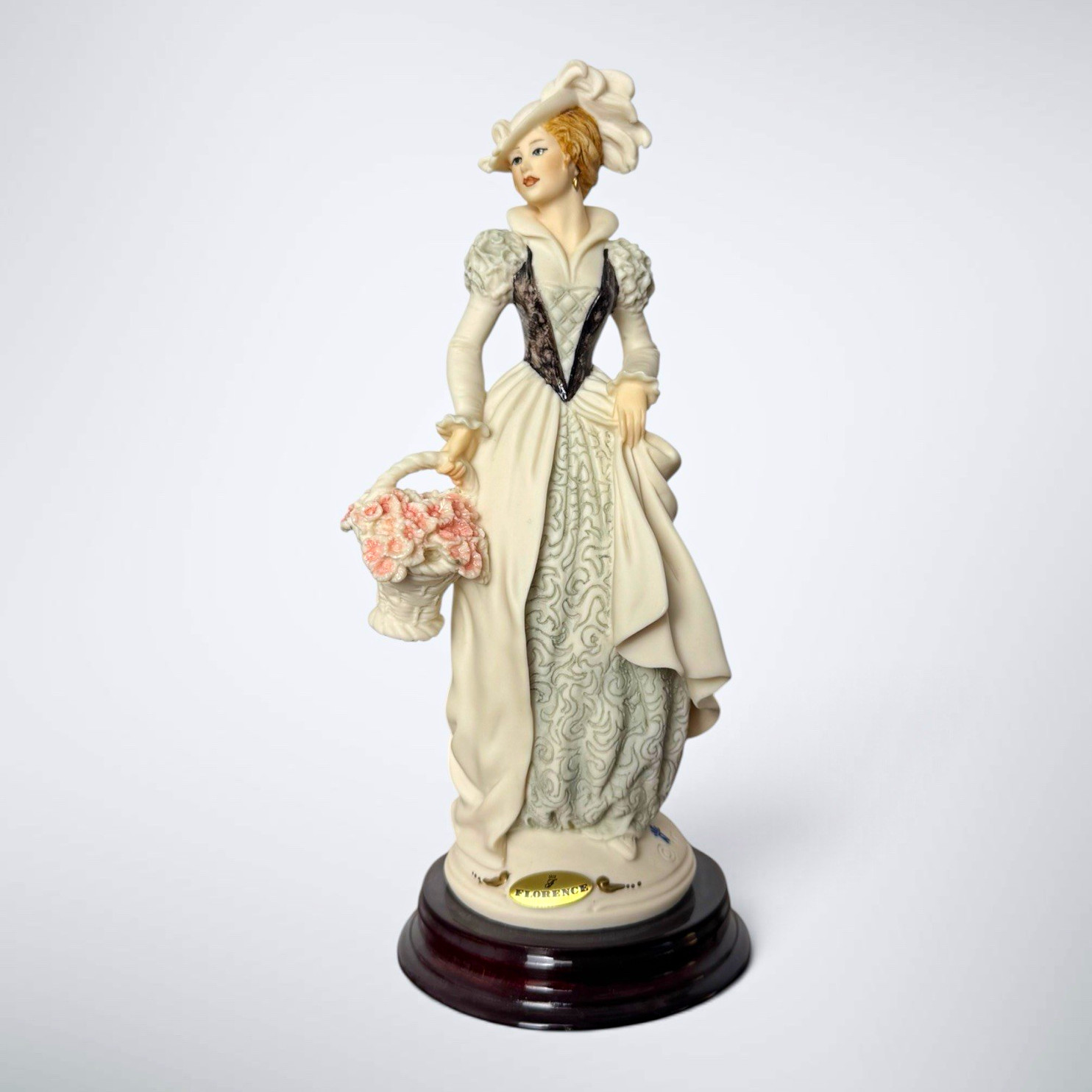 Giuseppe Armani Beth 0519C 1998 Society Member Porcelain Figurine Florence Italy