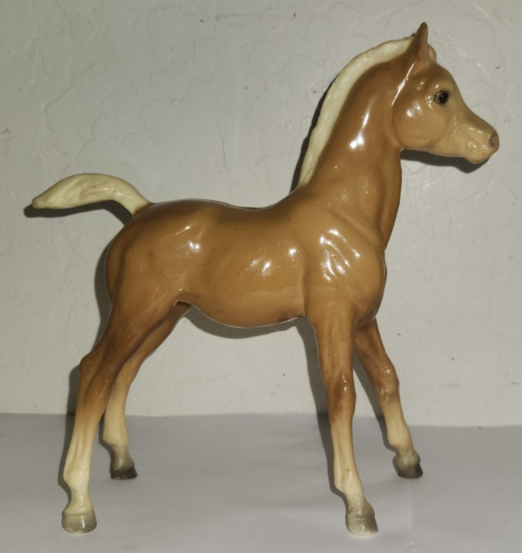 Vintage Breyer Horse Glossy Palomino Arabian Foal 6-1/2\