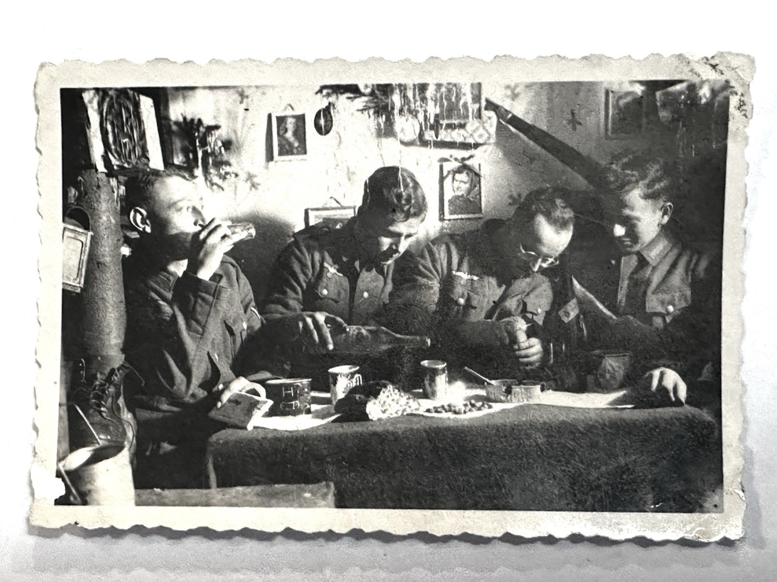 WW2 WWII German Original Photo Wehrmacht Soldiers