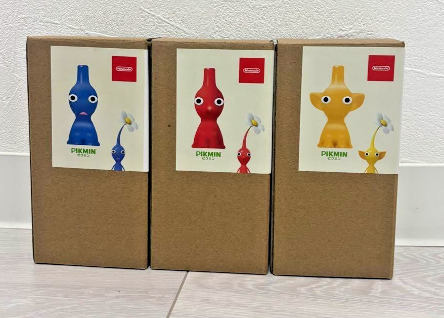 PIKMIN Flower Vase a Set of 3 Red Yellow Blue  Nintendo Official