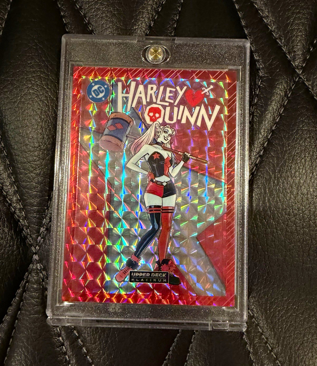 2026 Upper Deck Platinum DC Harley Quinn VC90 Red Tessellation /15 Annie Wu 2026 Upper Deck Platinum DC Harley Quinn VC90 Red Tessellation /15 Annie Wu