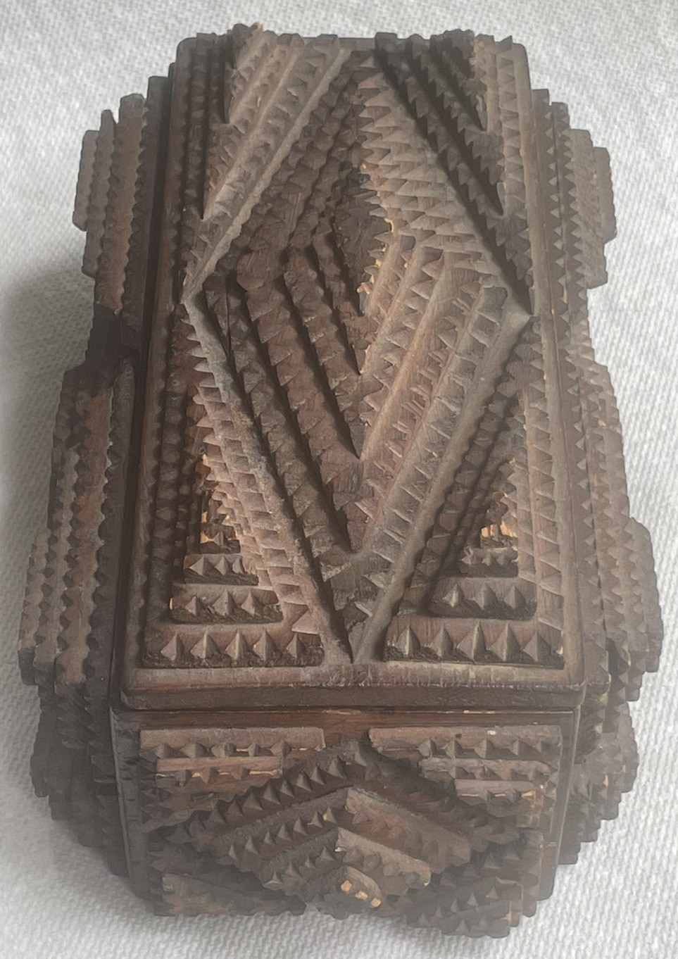 Old Tramp Folk Prison Trench Art Wooden Jewelry Keepsake Coin Trinket Box Carved