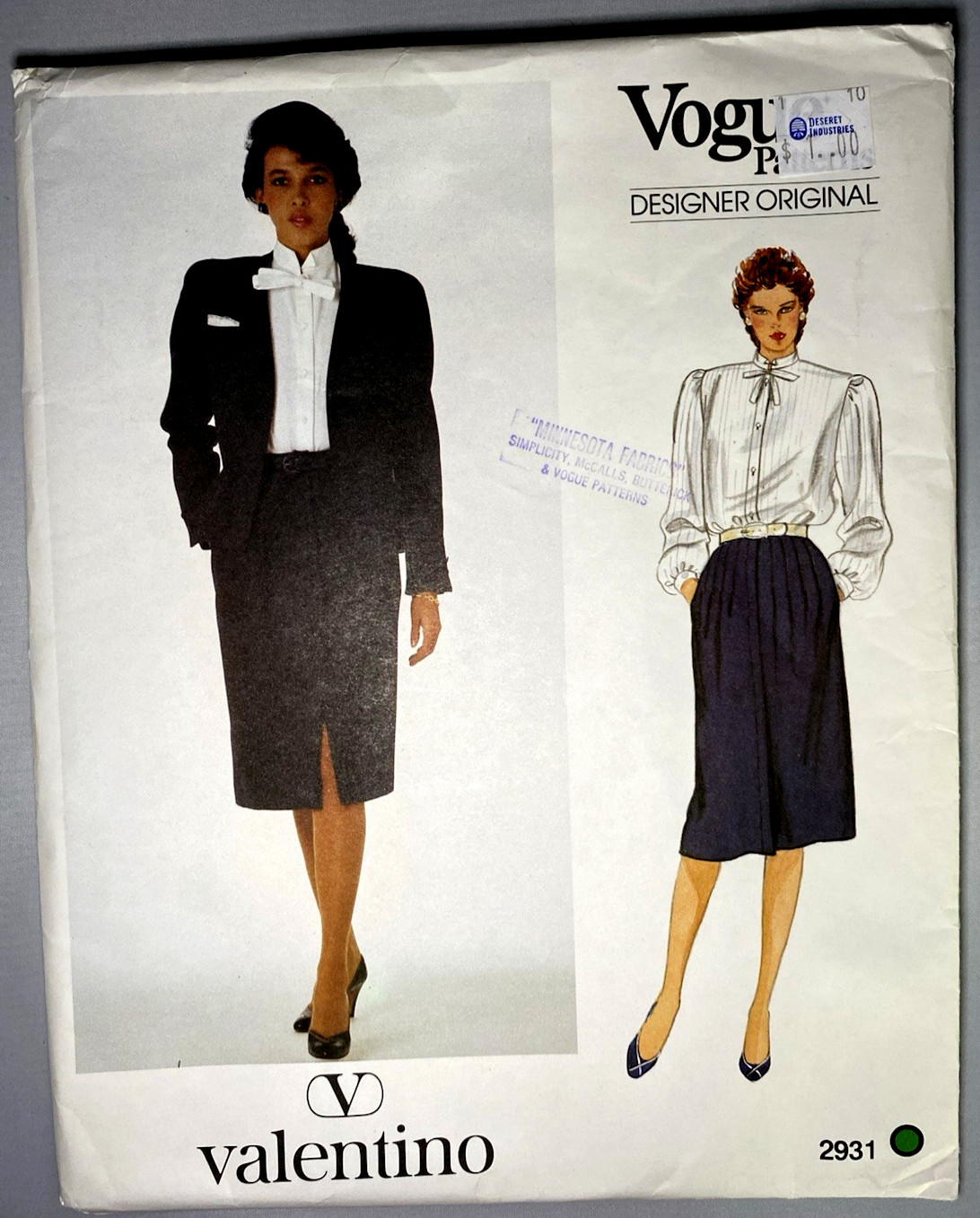 UCFF~Vtg 1982 Vogue Designer Original 2931 Valentino 'Pussy-Bow Power Suit'~Sz 8