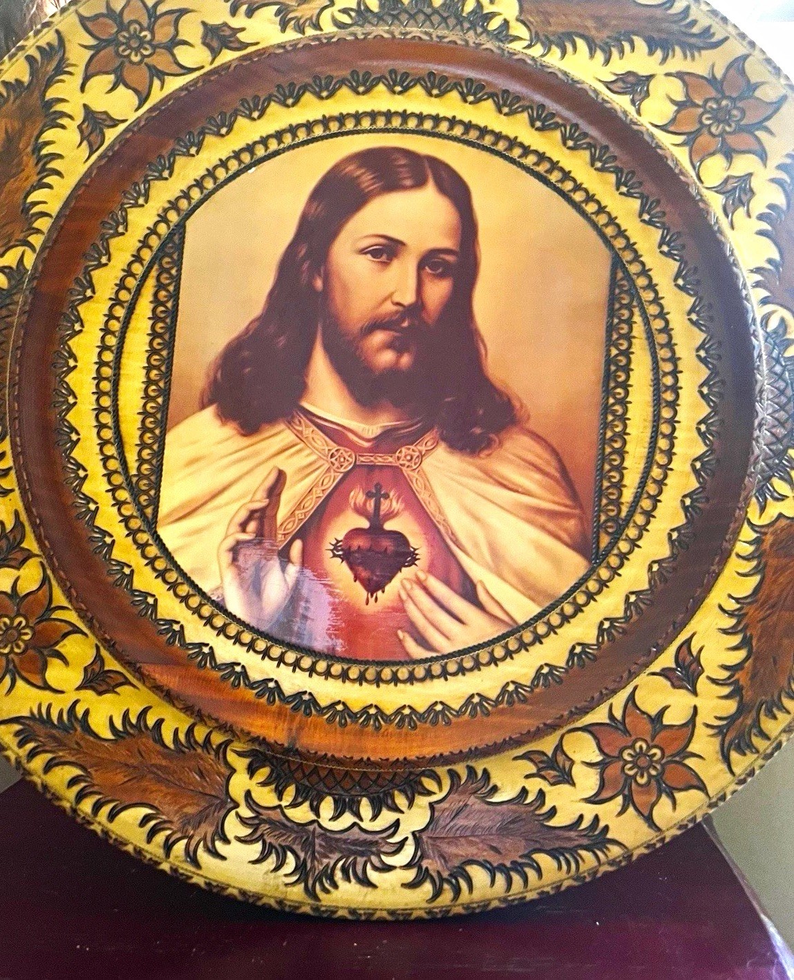 Round Wooden Christian Decorative Plate Plaque - Sacred Heart Jesus & Mary