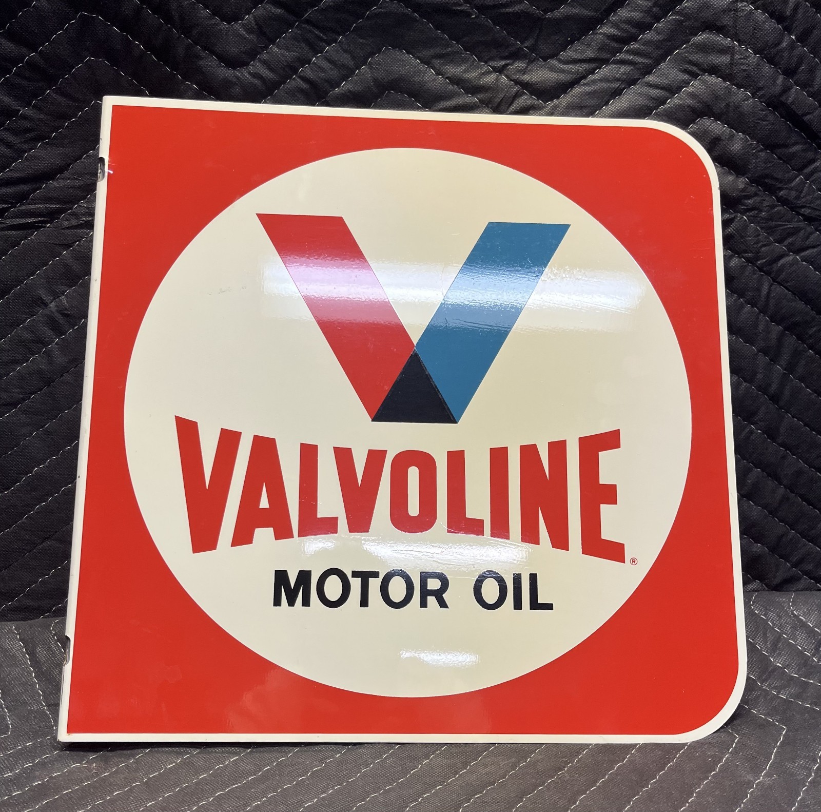 Vintage Valvoline Motor Oil Metal Sign (15 x 15)
