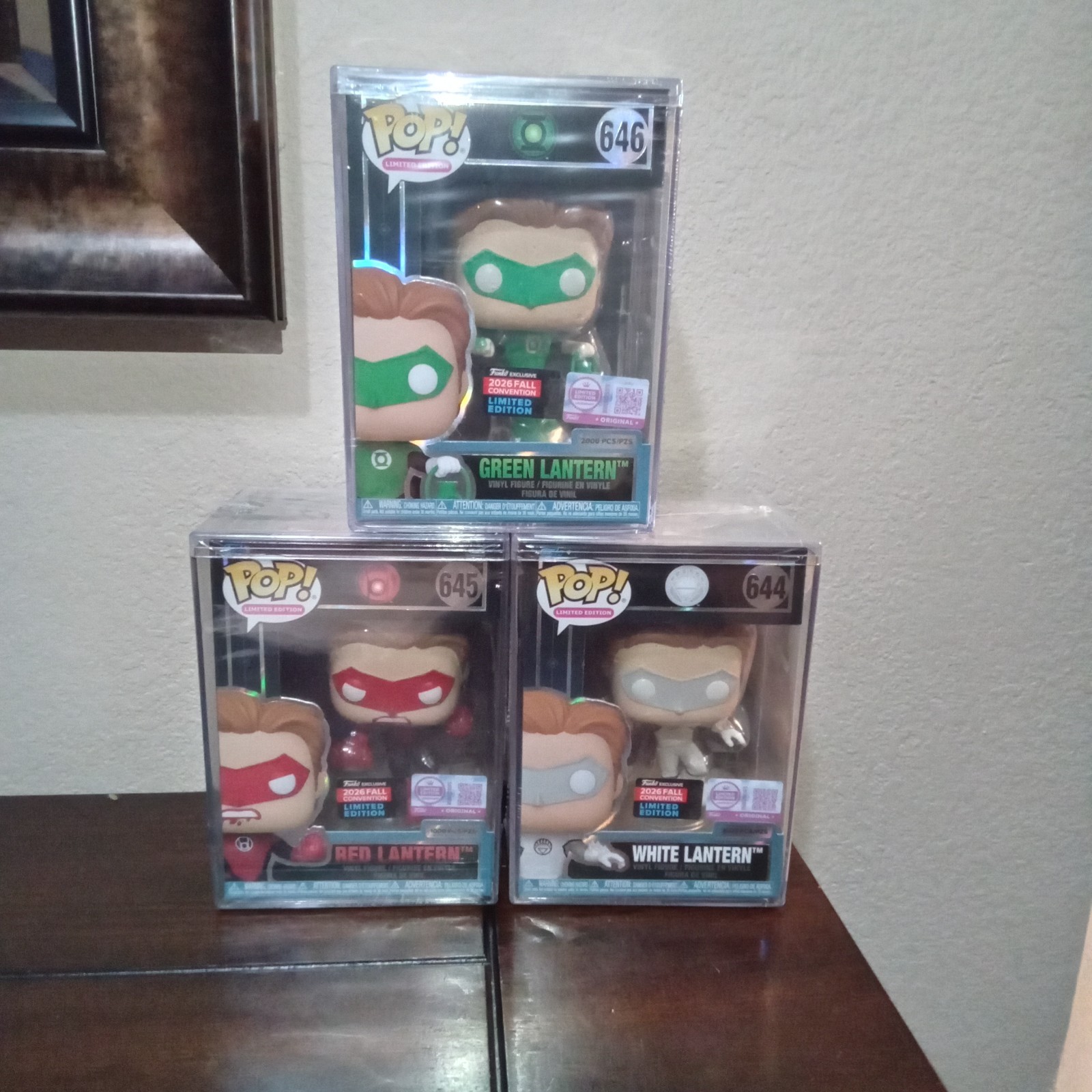 FUNKO POP DC COMICS WHITE RED GREEN LANTERN BUNDLE NYCC 2026 SHARED STICKER