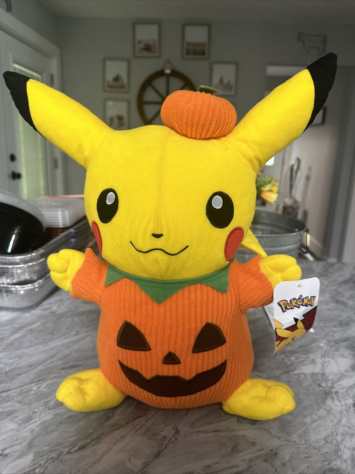 Pokémon TCG Halloween Pikachu Pumpkin Plush 2022 NWT