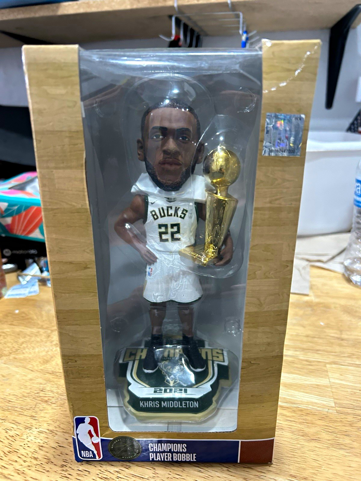 NBA Khris Middleton Milwaukee Bucks 2021 Champions Bobblehead w/ Trophy