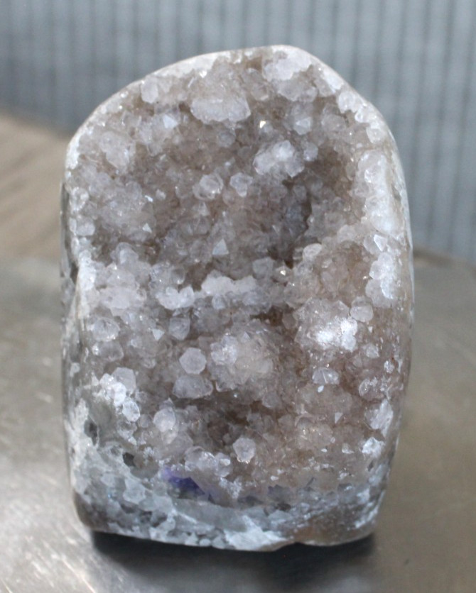AMETHYST FREEFORM 2.70 X 1.97 INCHES/ 267.1 GRAMS