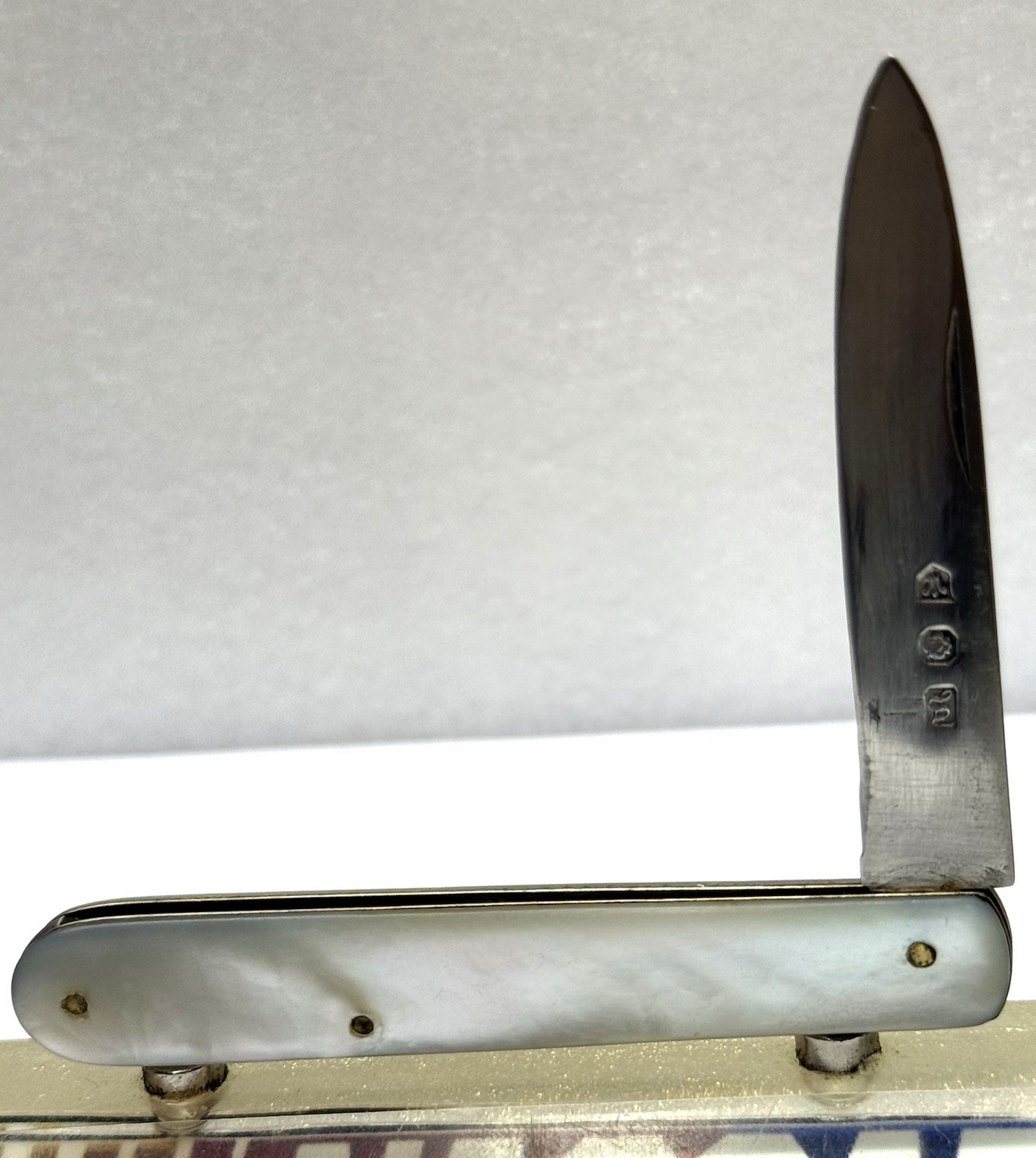 Antique Hallmarked Sheffield 1911￼￼ Sterling Silver Blade with Mother of Pearl
